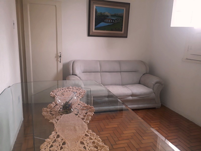 Apartamento à venda com 4 quartos, 220m² - Foto 1