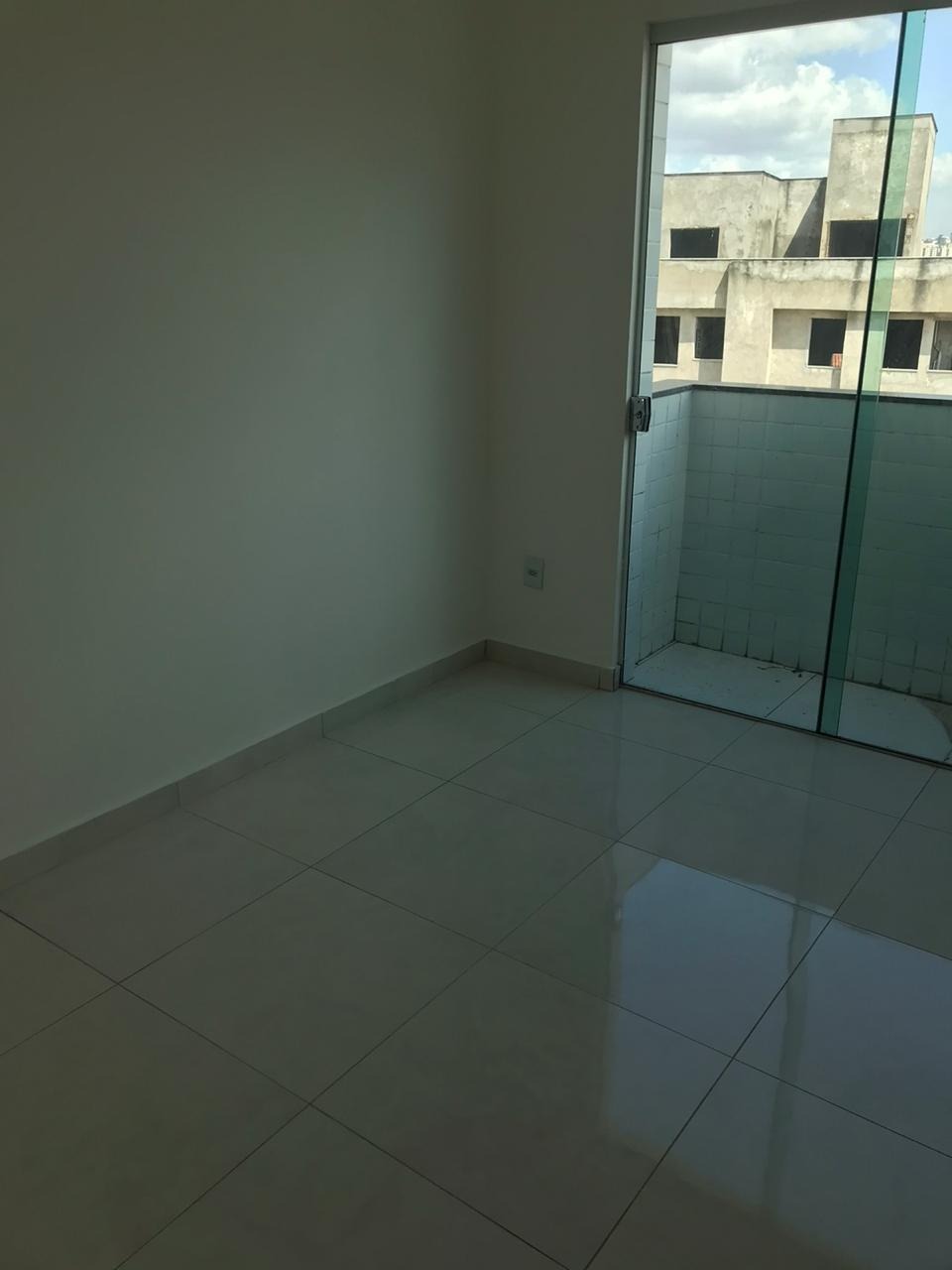 Apartamento à venda com 3 quartos, 75m² - Foto 24