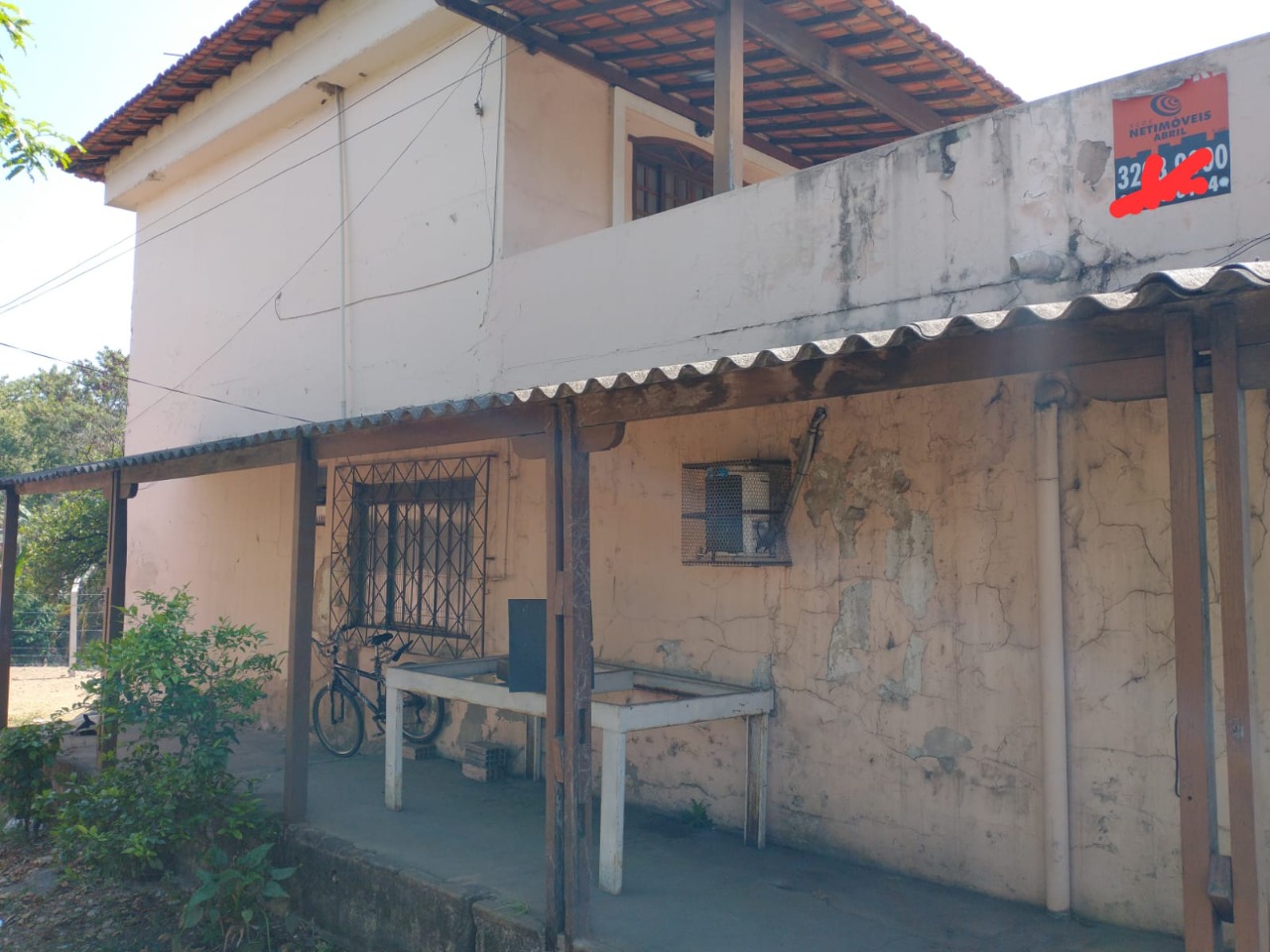 Casa à venda com 4 quartos, 149m² - Foto 2