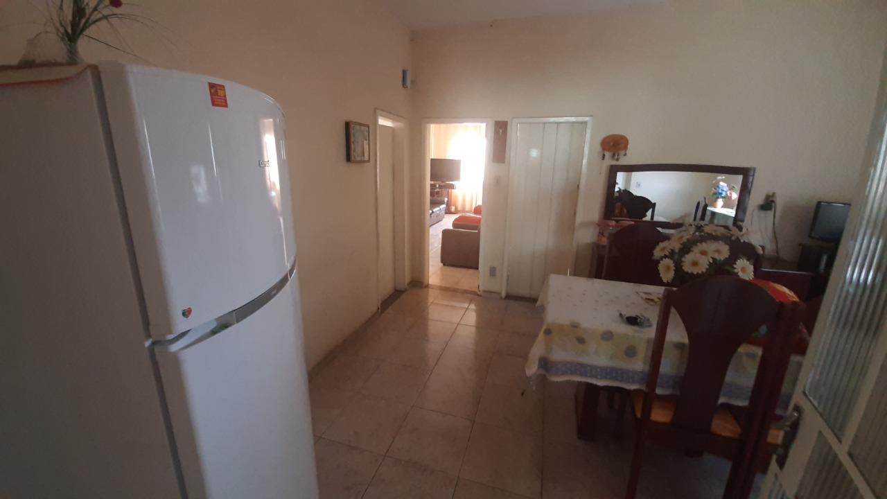 Casa à venda com 3 quartos, 600m² - Foto 8