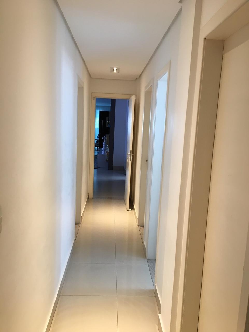 Apartamento à venda com 4 quartos, 350m² - Foto 18