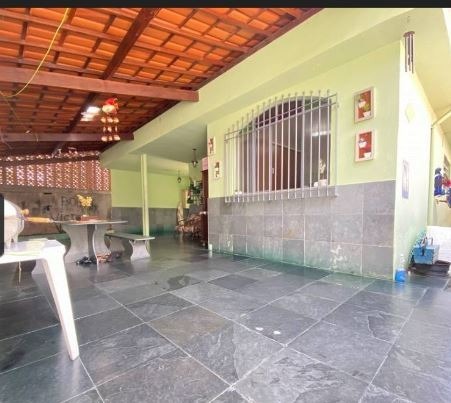 Casa à venda com 3 quartos, 360m² - Foto 3