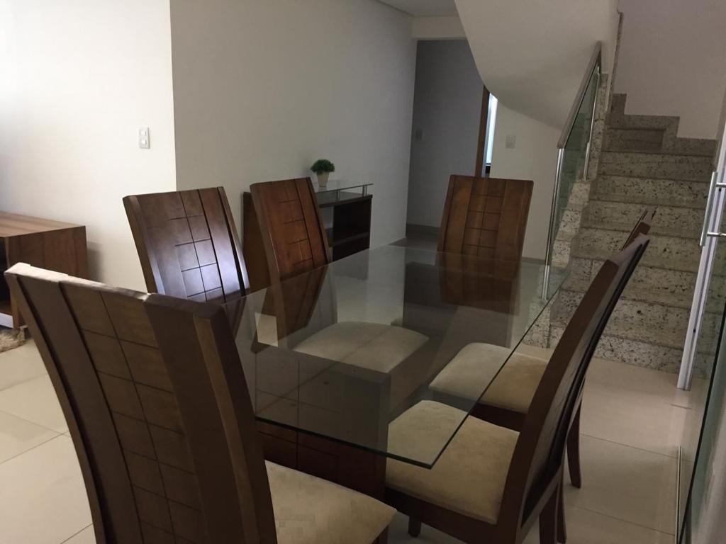 Cobertura à venda com 4 quartos, 220m² - Foto 2