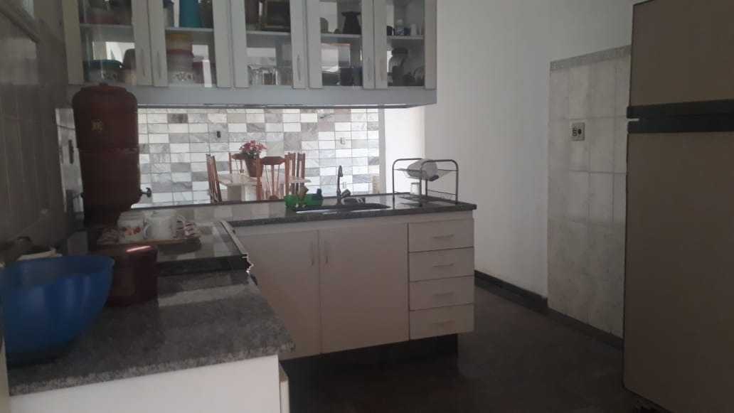 Casa à venda com 4 quartos, 480m² - Foto 17