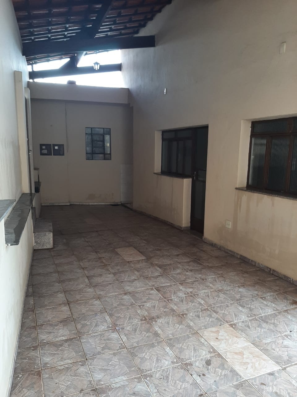 Casa à venda com 2 quartos, 250m² - Foto 8