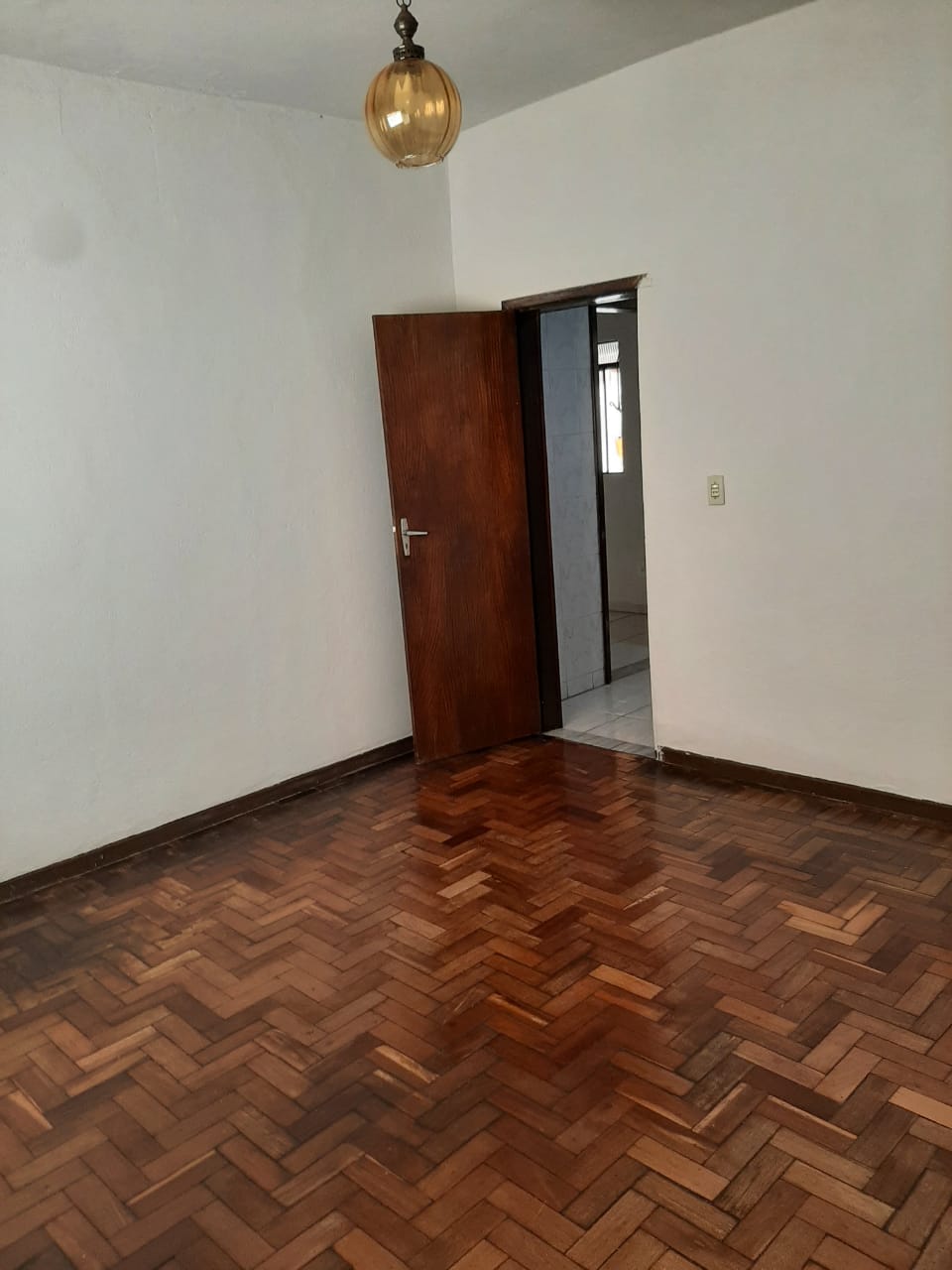 Casa à venda com 2 quartos, 250m² - Foto 13