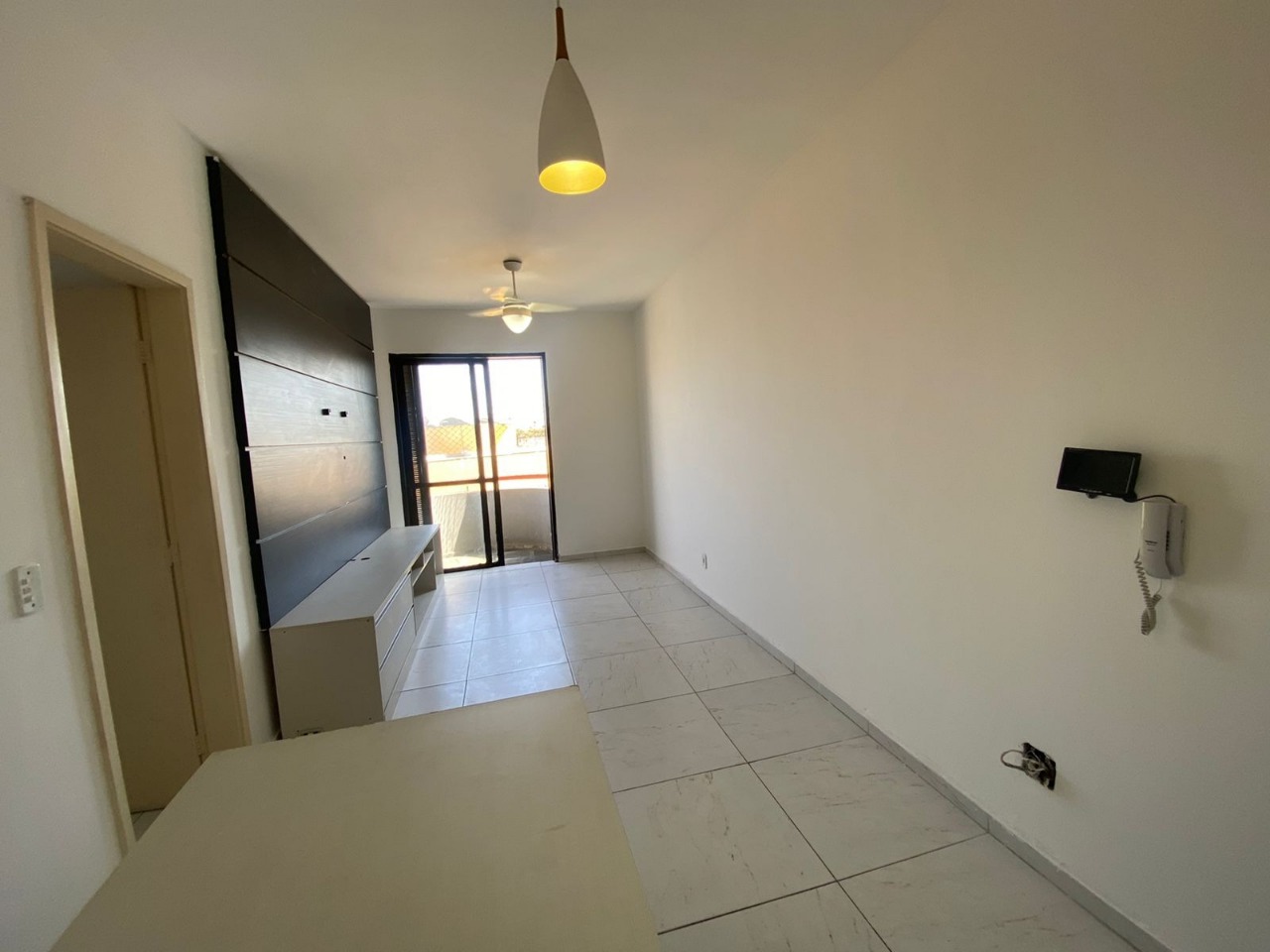 Apartamento à venda com 3 quartos, 89m² - Foto 2