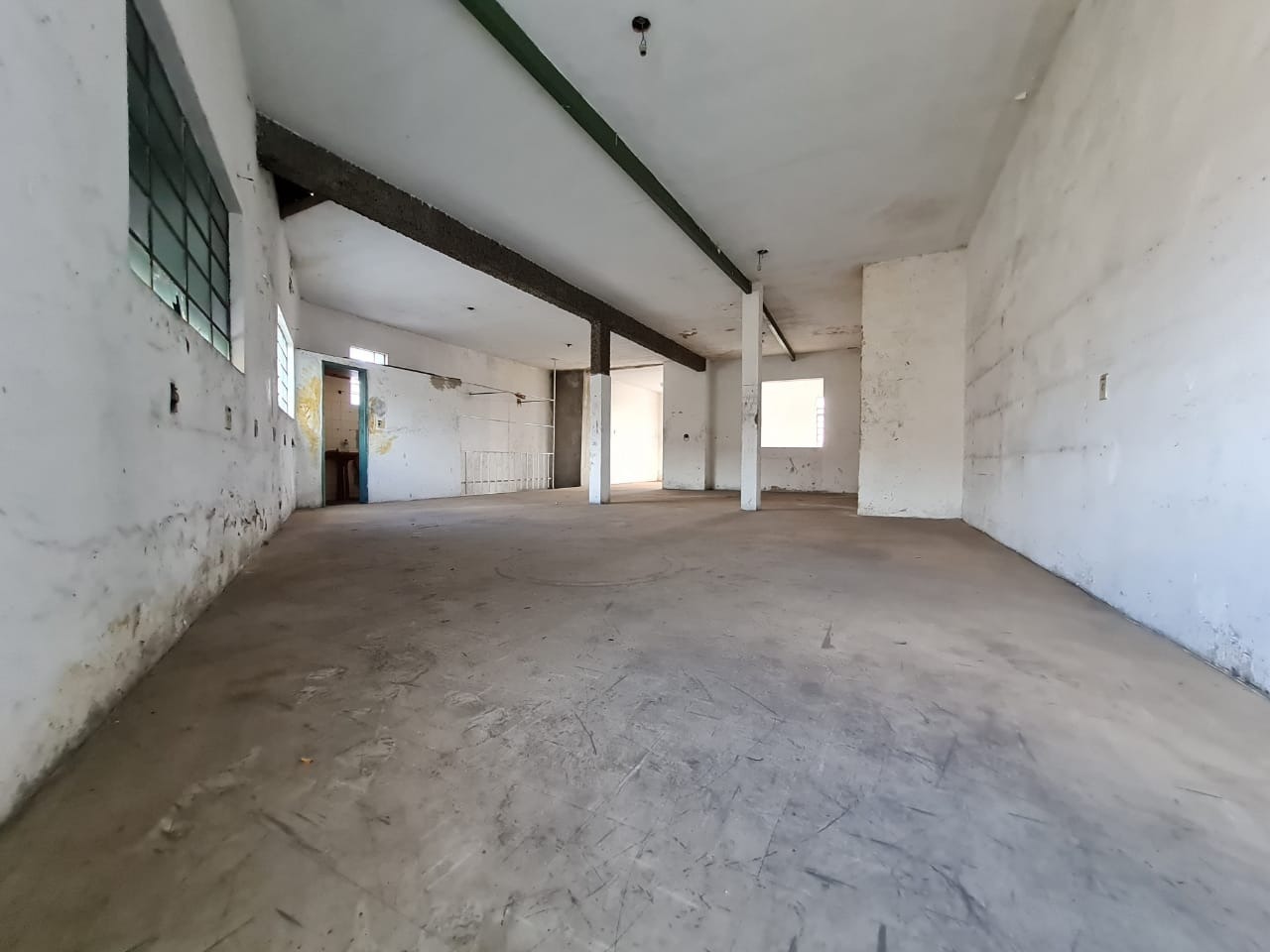 Casa à venda com 3 quartos, 500m² - Foto 14