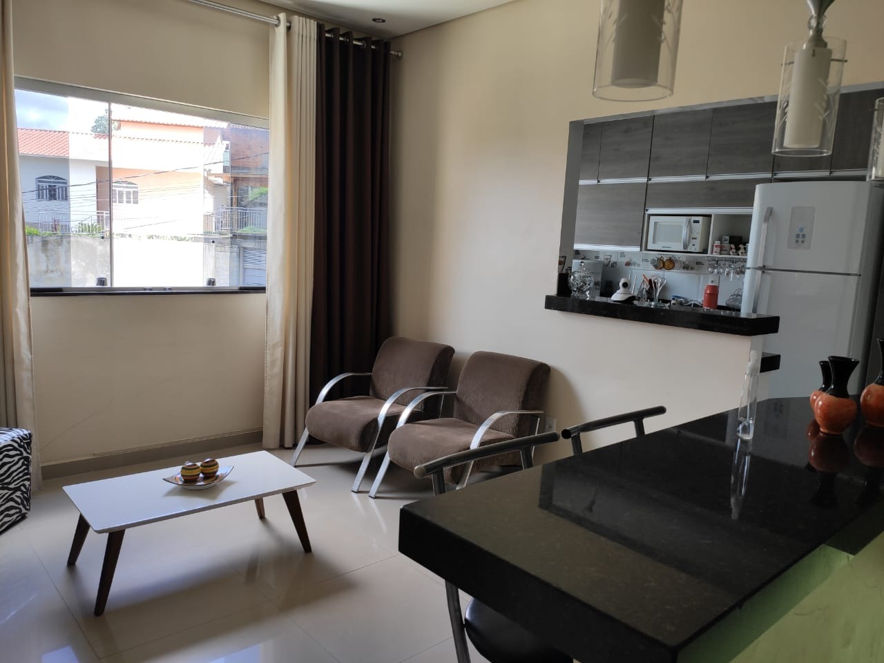 Casa à venda com 3 quartos, 150m² - Foto 1