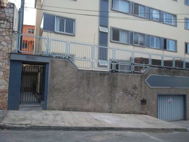 Apartamento à venda com 2 quartos, 77m² - Foto 1