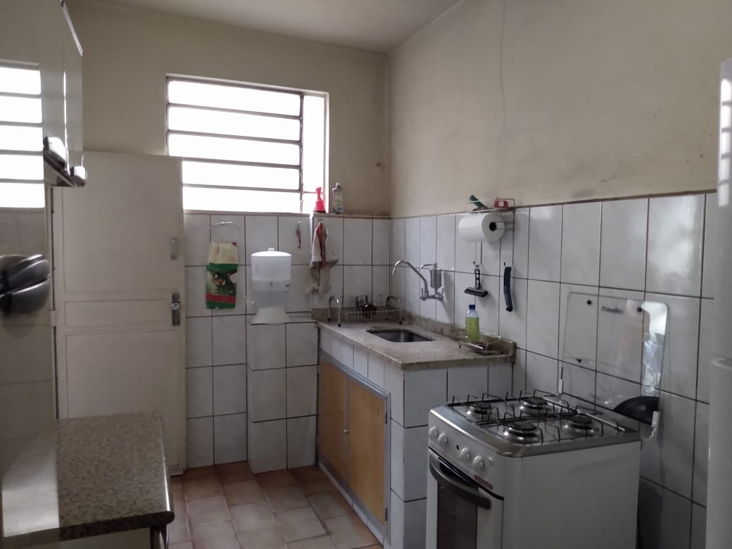 Casa à venda com 3 quartos, 420m² - Foto 8