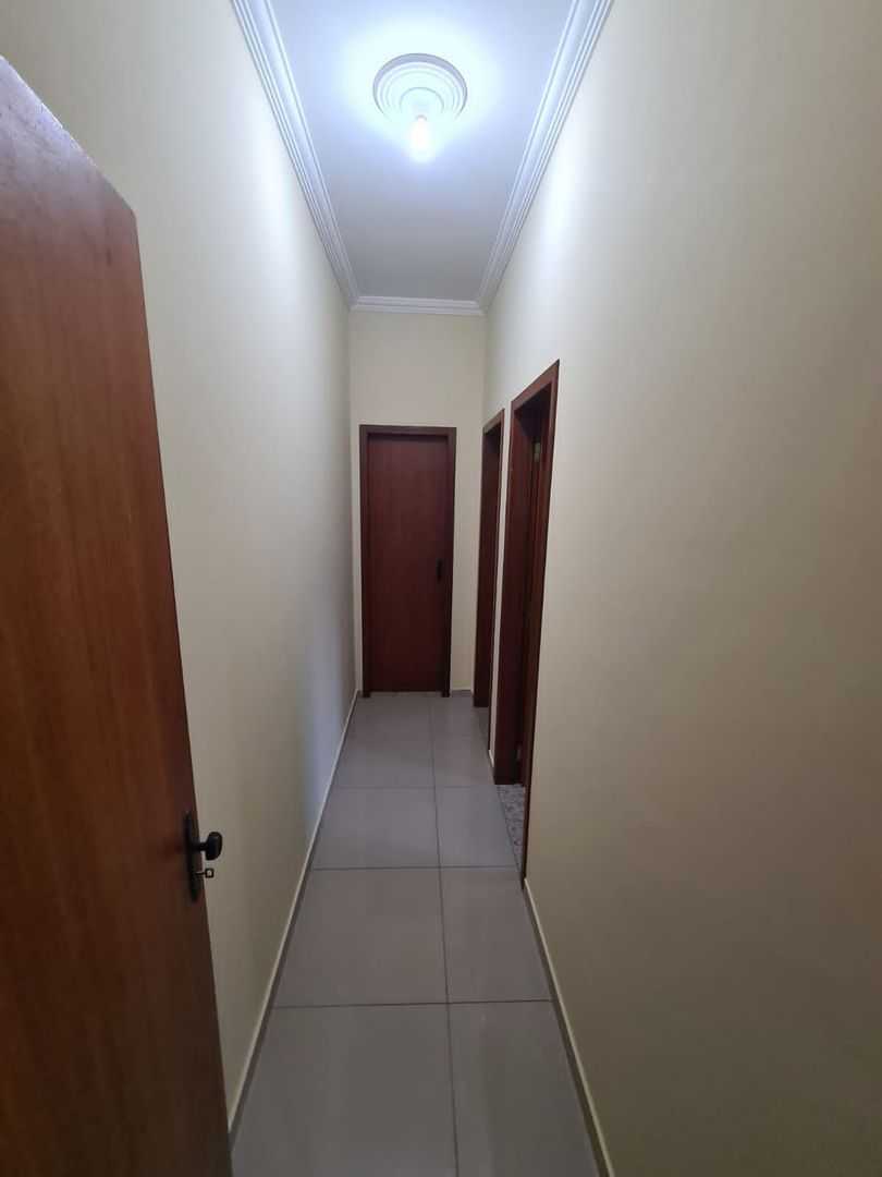 Casa à venda com 3 quartos, 140m² - Foto 14