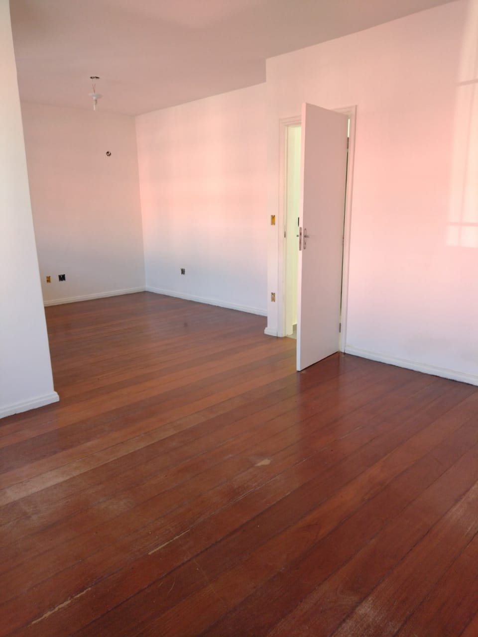 Casa à venda com 5 quartos, 500m² - Foto 10