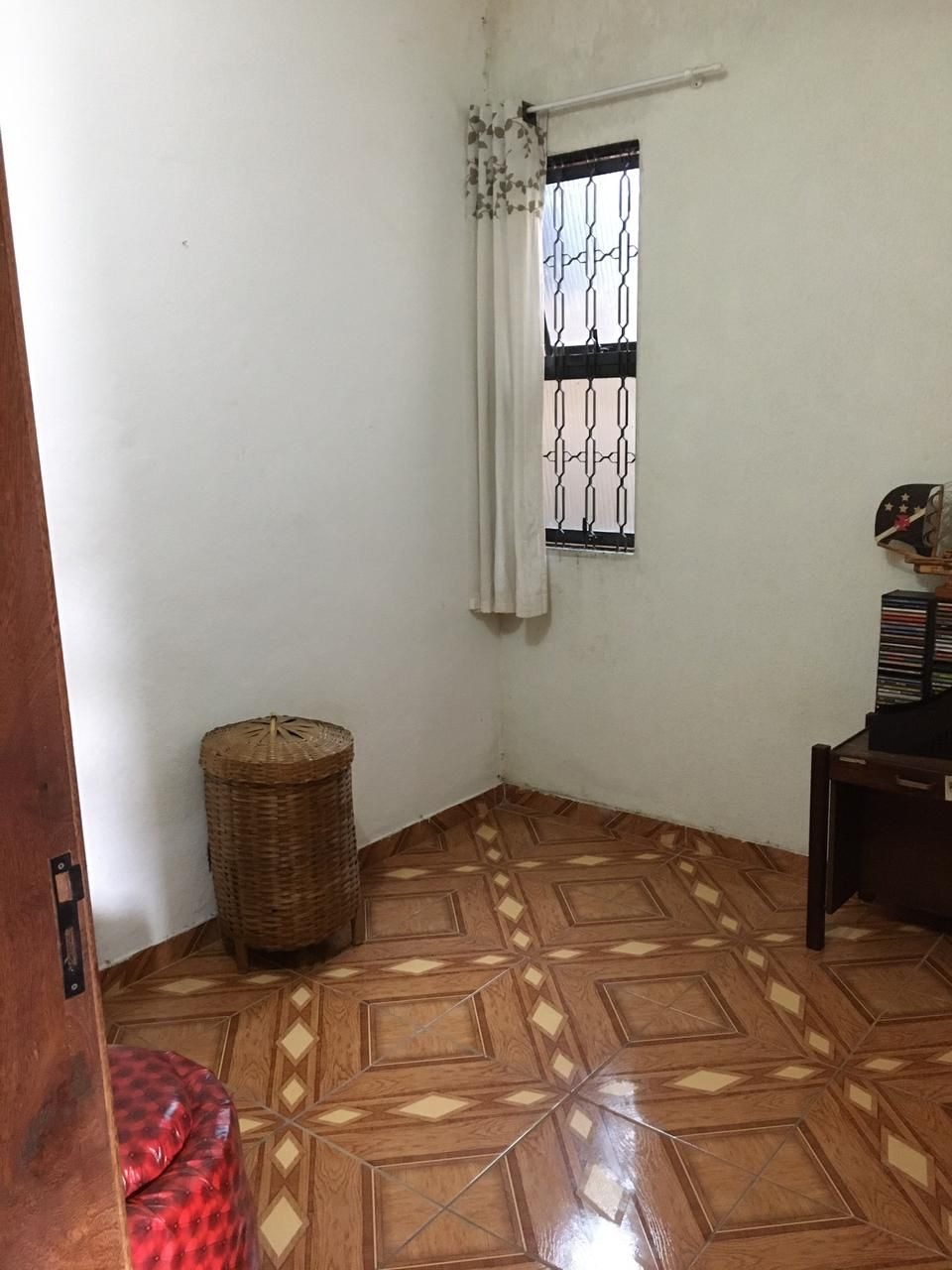 Casa à venda com 6 quartos, 160m² - Foto 11