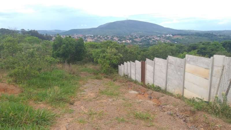 Terreno à venda, 300m² - Foto 1