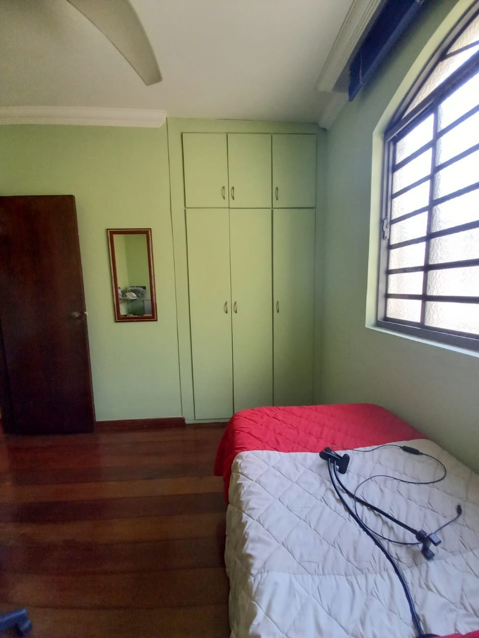 Casa à venda com 3 quartos, 245m² - Foto 20