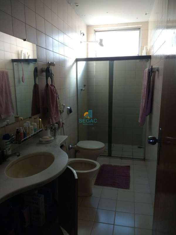 Apartamento à venda com 3 quartos, 137m² - Foto 8