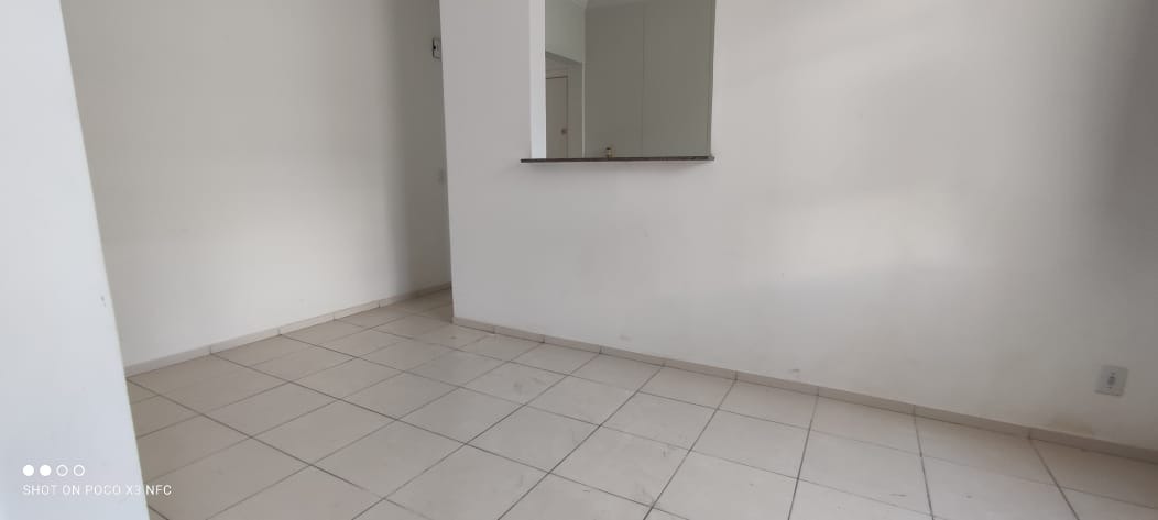 Apartamento à venda com 2 quartos, 42m² - Foto 4