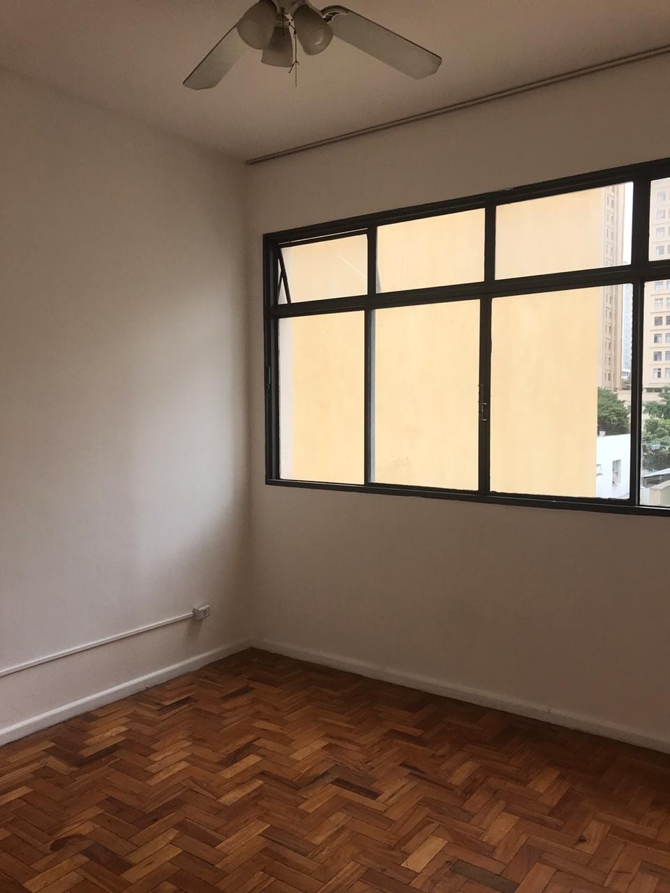 Apartamento à venda com 3 quartos, 90m² - Foto 4