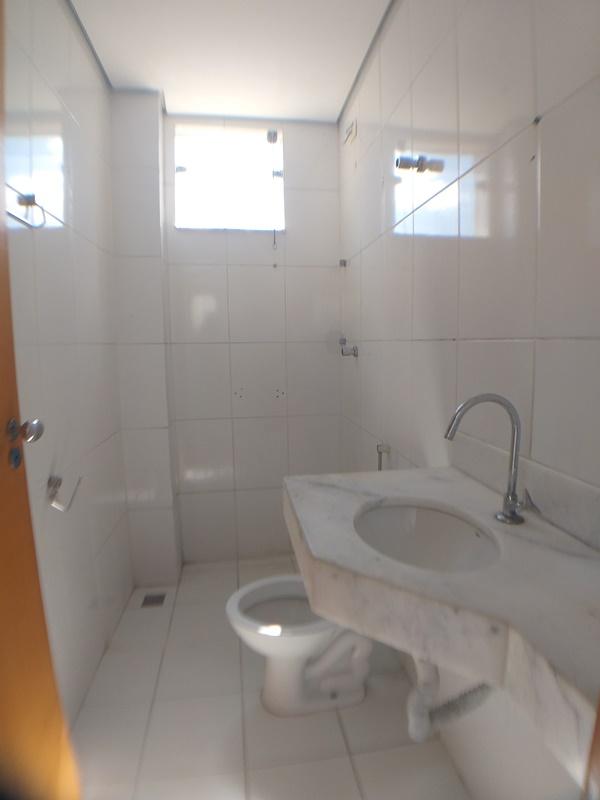 Apartamento para alugar com 3 quartos, 82m² - Foto 3