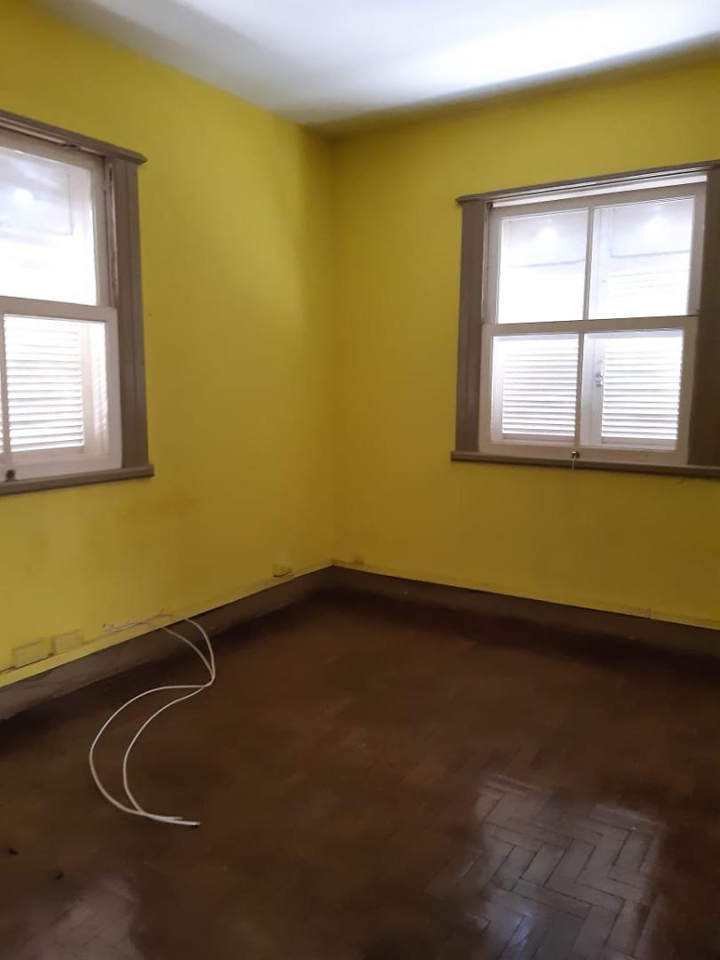 Casa para alugar com 4 quartos, 400m² - Foto 12