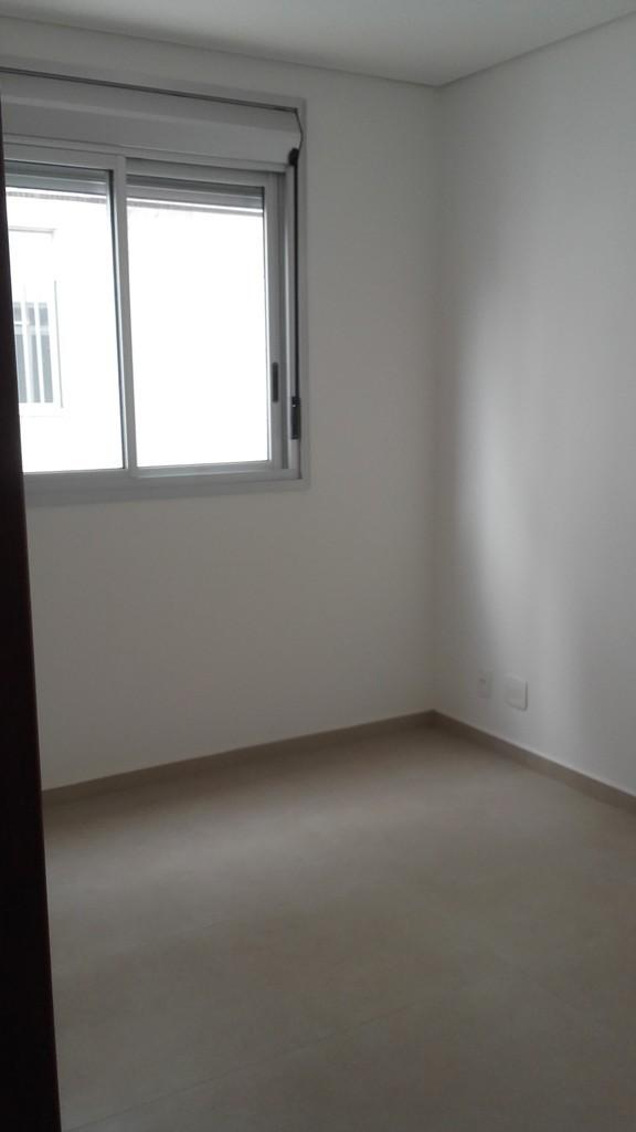 Apartamento à venda com 4 quartos, 120m² - Foto 9