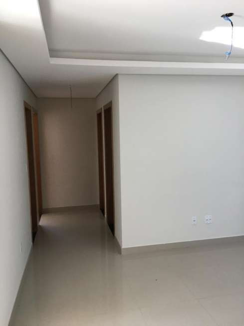 Apartamento à venda com 2 quartos, 50m² - Foto 5