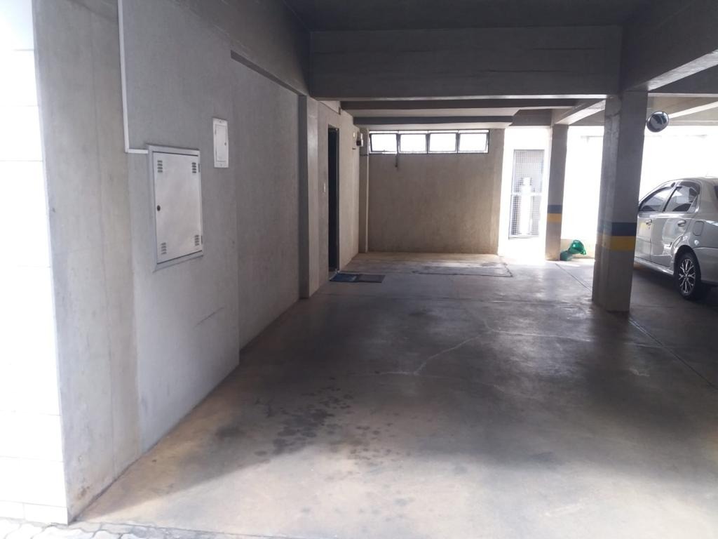 Apartamento à venda com 3 quartos, 142m² - Foto 13