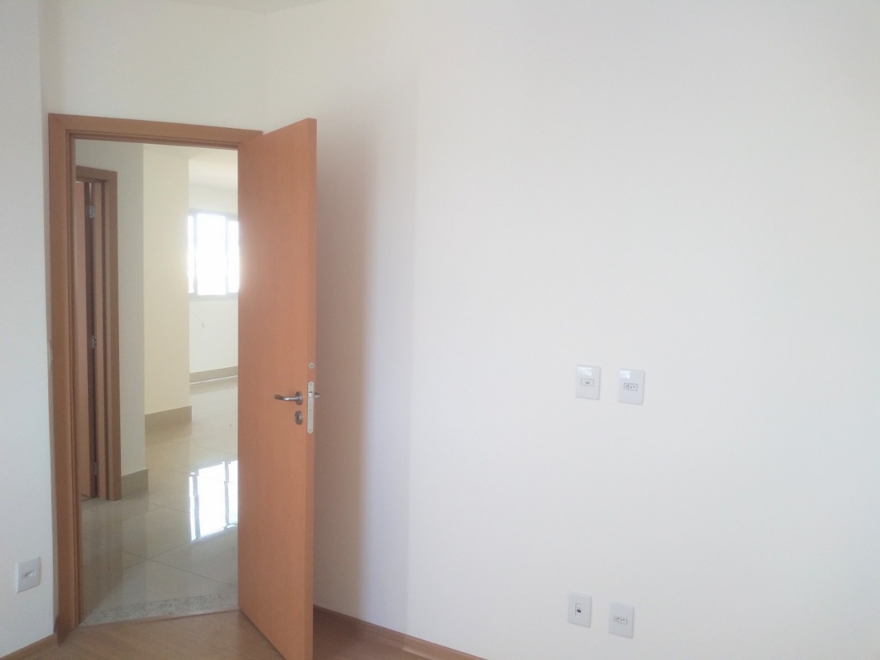 Apartamento à venda com 3 quartos, 80m² - Foto 8