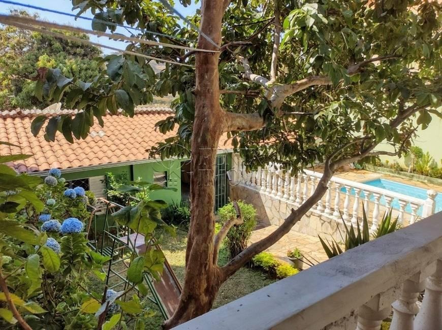 Casa à venda com 3 quartos, 360m² - Foto 10