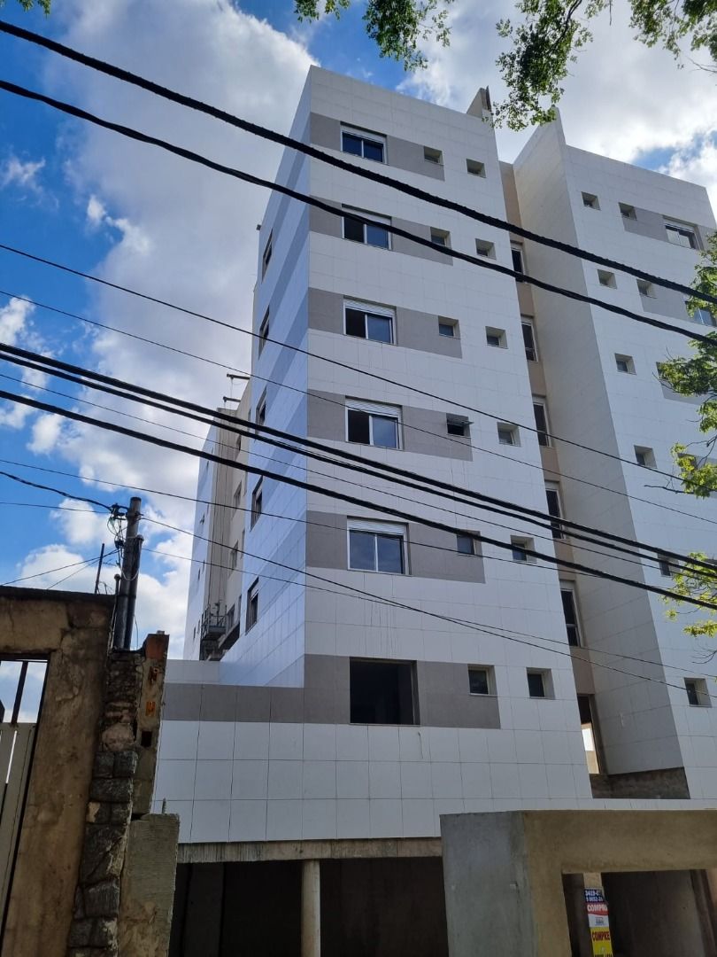 Apartamento à venda com 3 quartos, 67m² - Foto 1