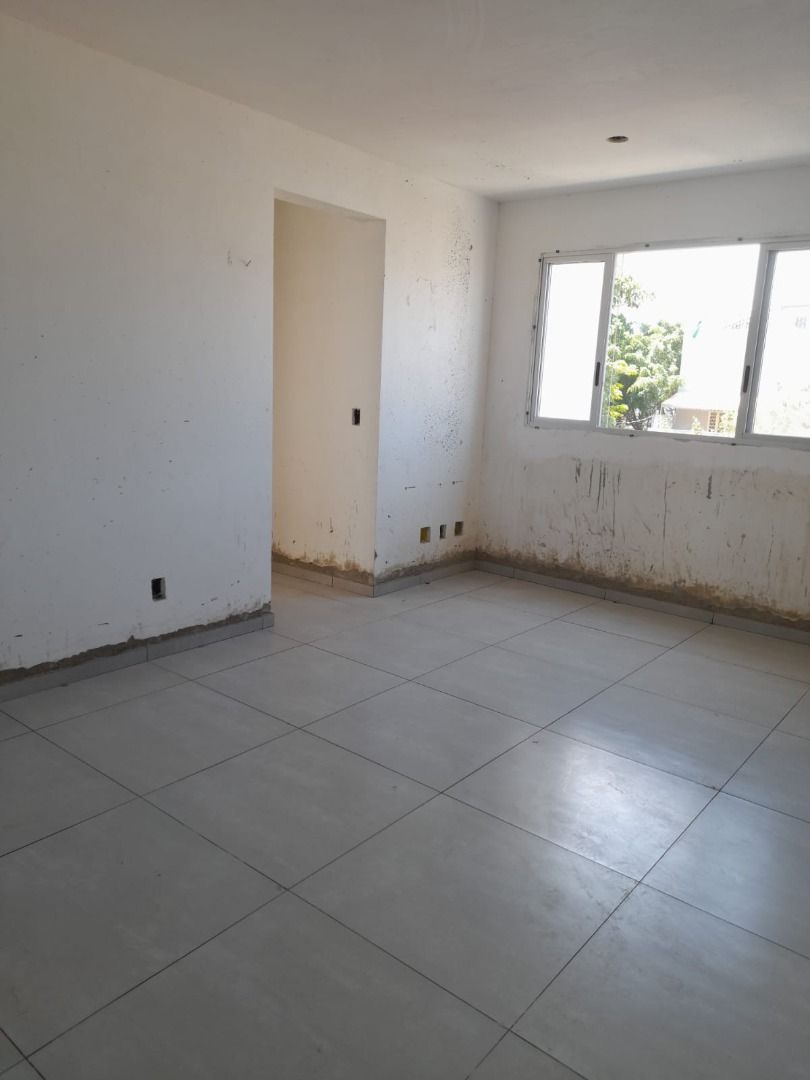 Apartamento à venda com 3 quartos, 67m² - Foto 4