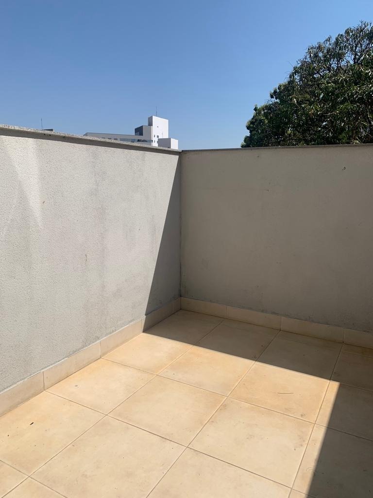 Apartamento à venda com 1 quarto, 60m² - Foto 21