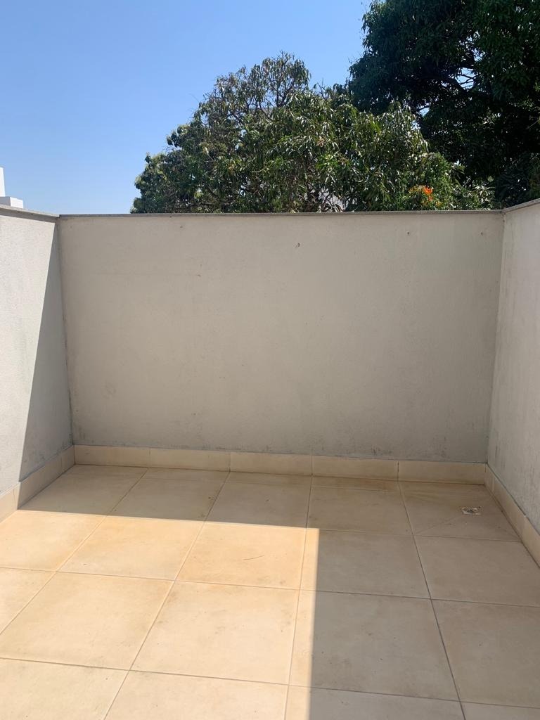 Apartamento à venda com 1 quarto, 60m² - Foto 22