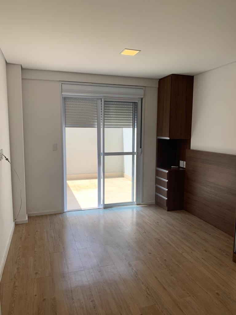 Apartamento à venda com 1 quarto, 60m² - Foto 6