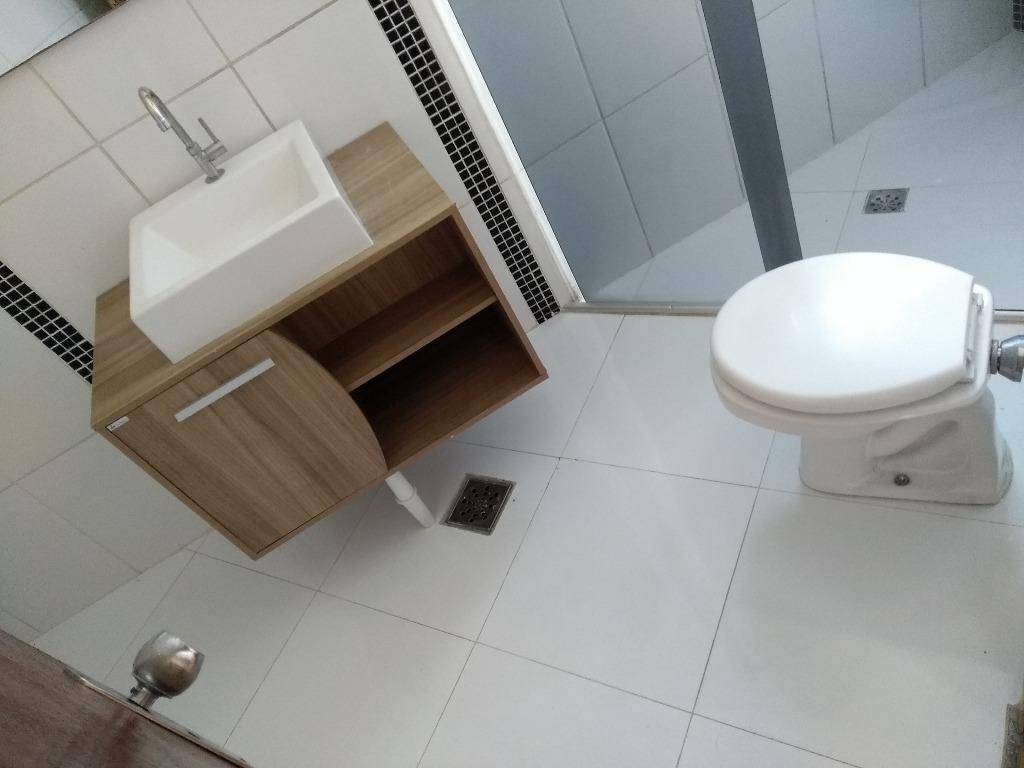 Apartamento à venda com 3 quartos, 84m² - Foto 1