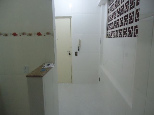 Apartamento à venda com 2 quartos, 65m² - Foto 1