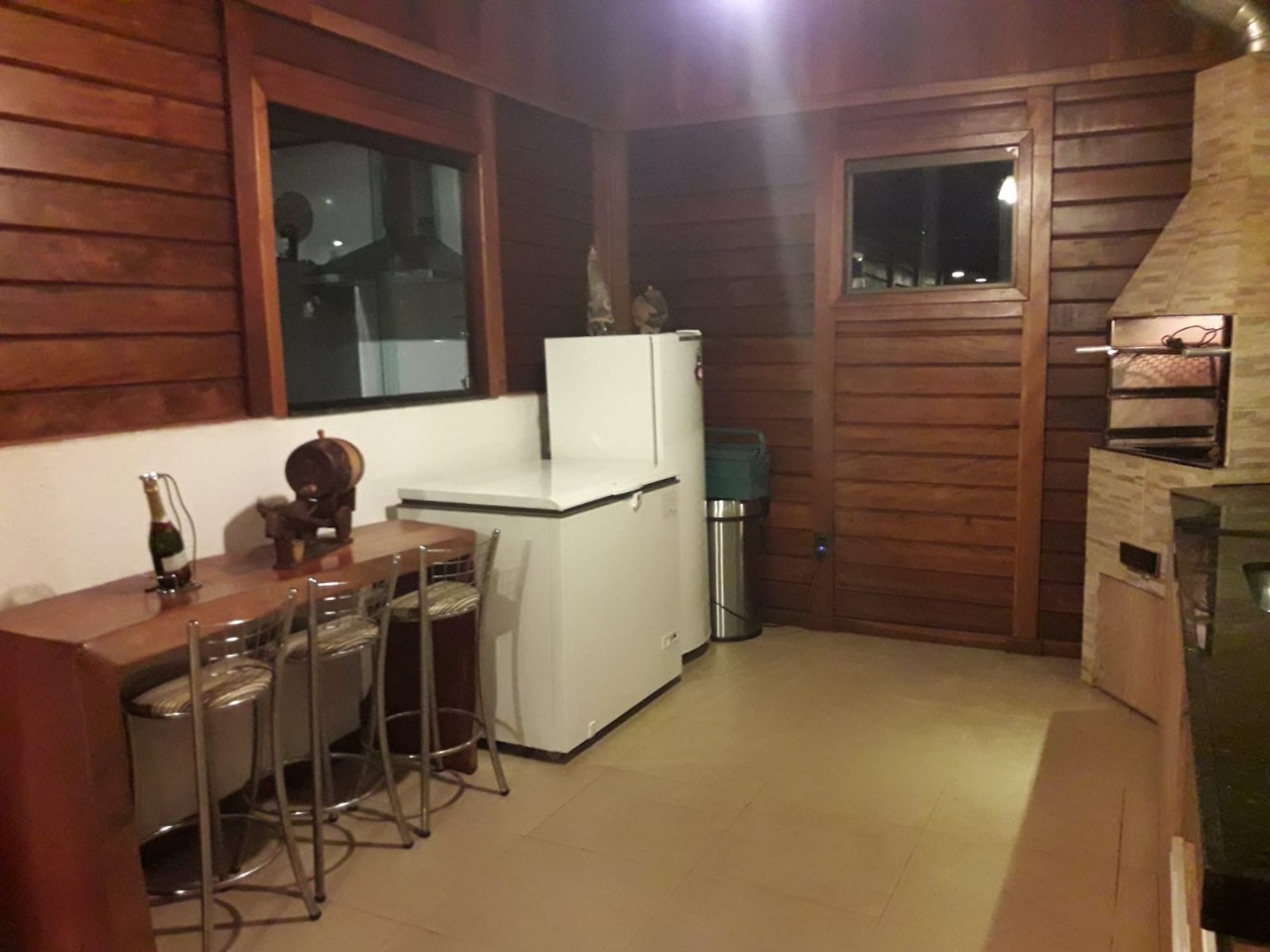 Casa à venda com 3 quartos, 290m² - Foto 7