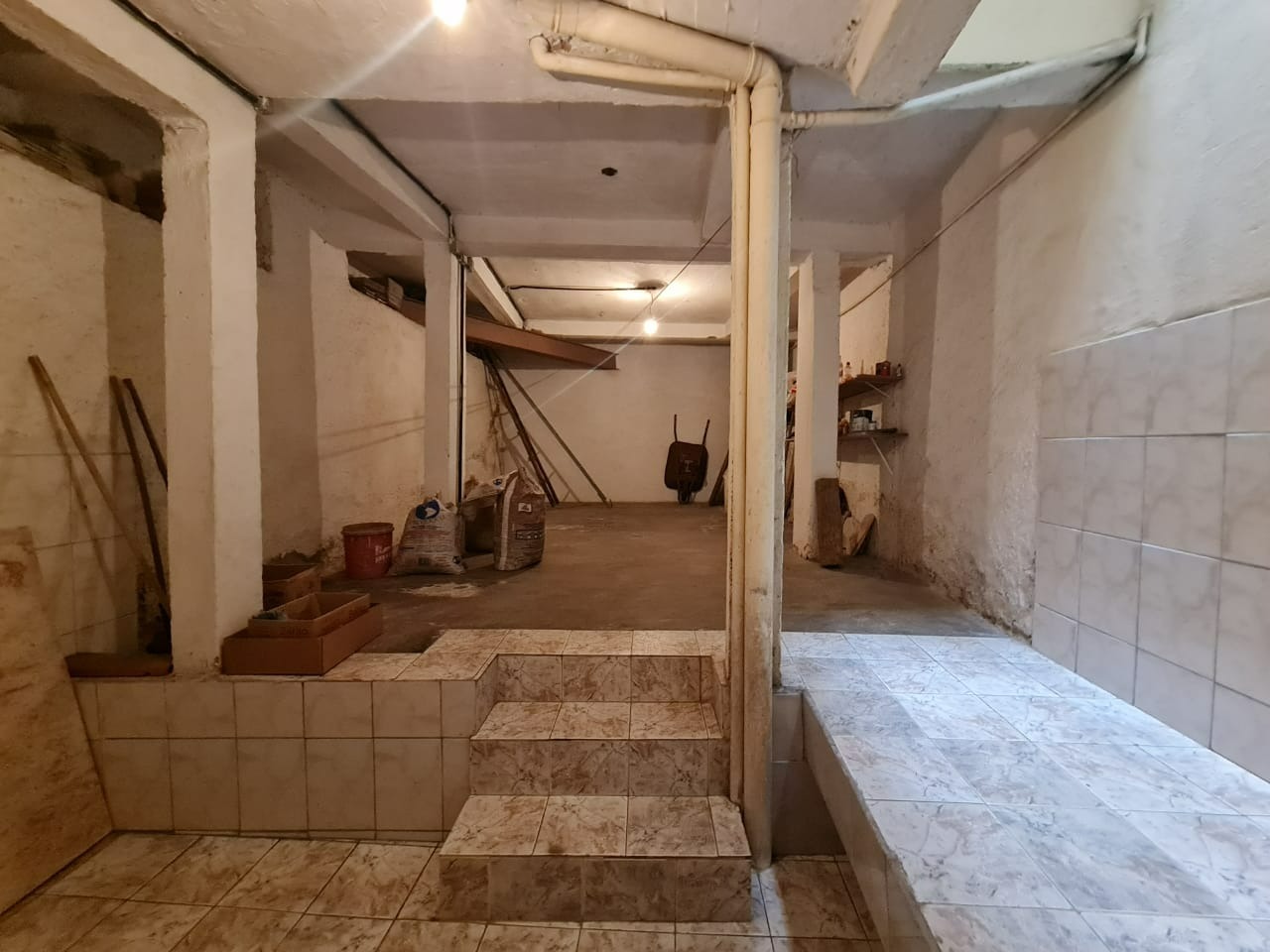 Casa à venda com 6 quartos, 247m² - Foto 19