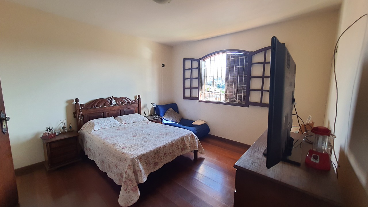 Casa à venda com 6 quartos, 504m² - Foto 11