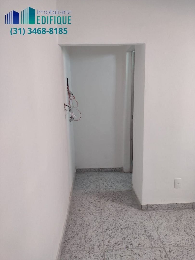 Casa à venda com 5 quartos, 360m² - Foto 11