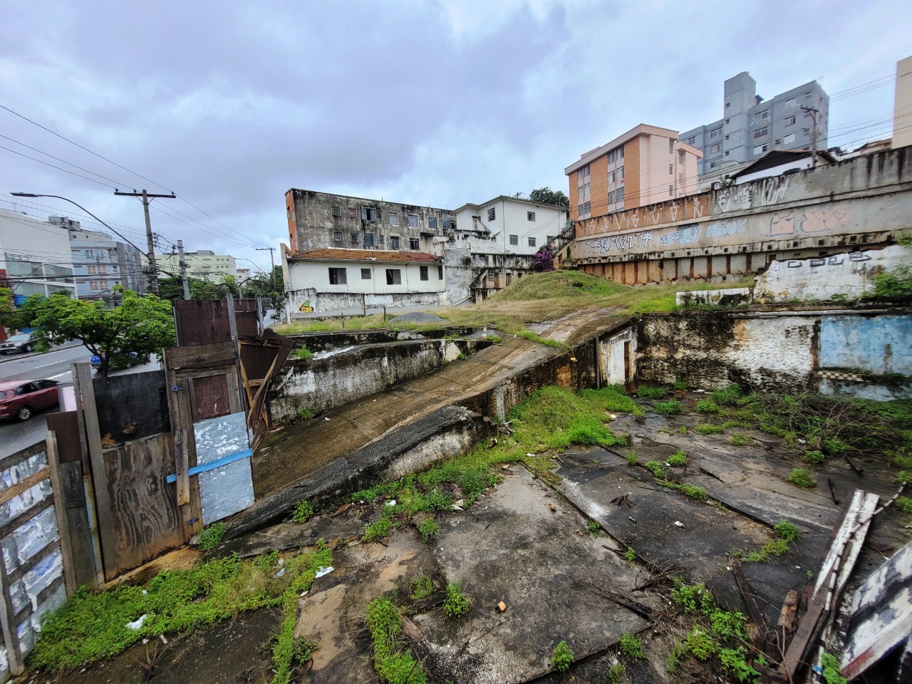 Terreno à venda, 1200m² - Foto 1