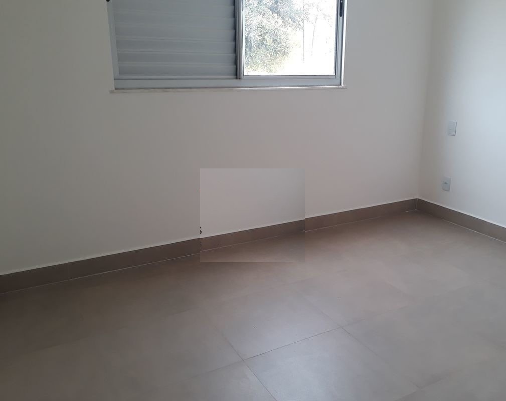 Apartamento à venda com 2 quartos, 66m² - Foto 4