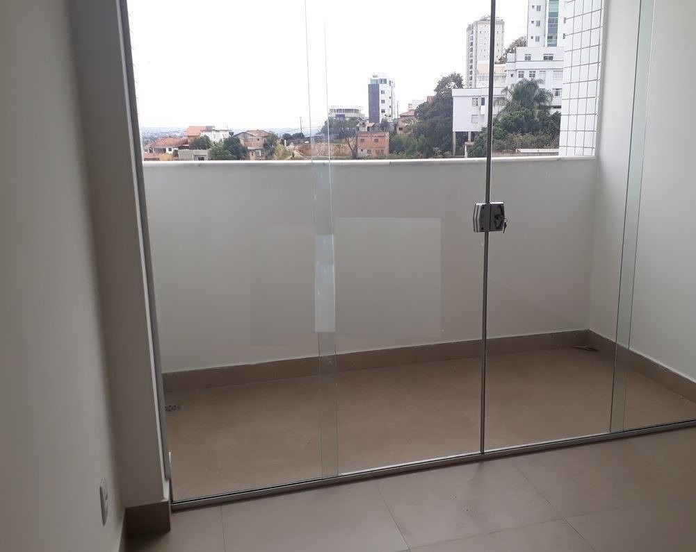 Apartamento à venda com 2 quartos, 66m² - Foto 8