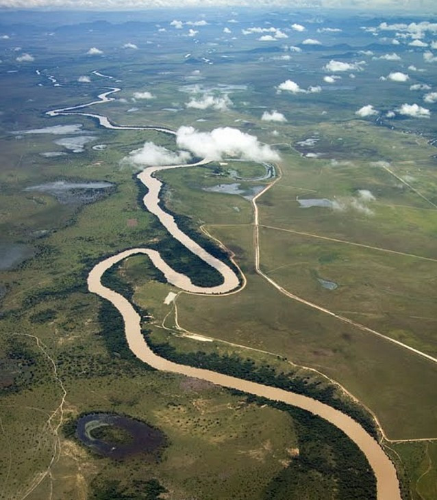 Chácara à venda com 2 quartos, 20000000m² - Foto 10