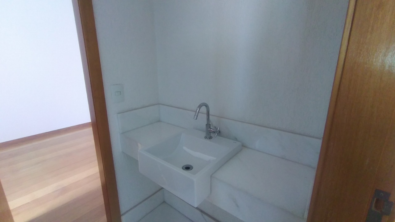 Apartamento à venda com 4 quartos, 145m² - Foto 11