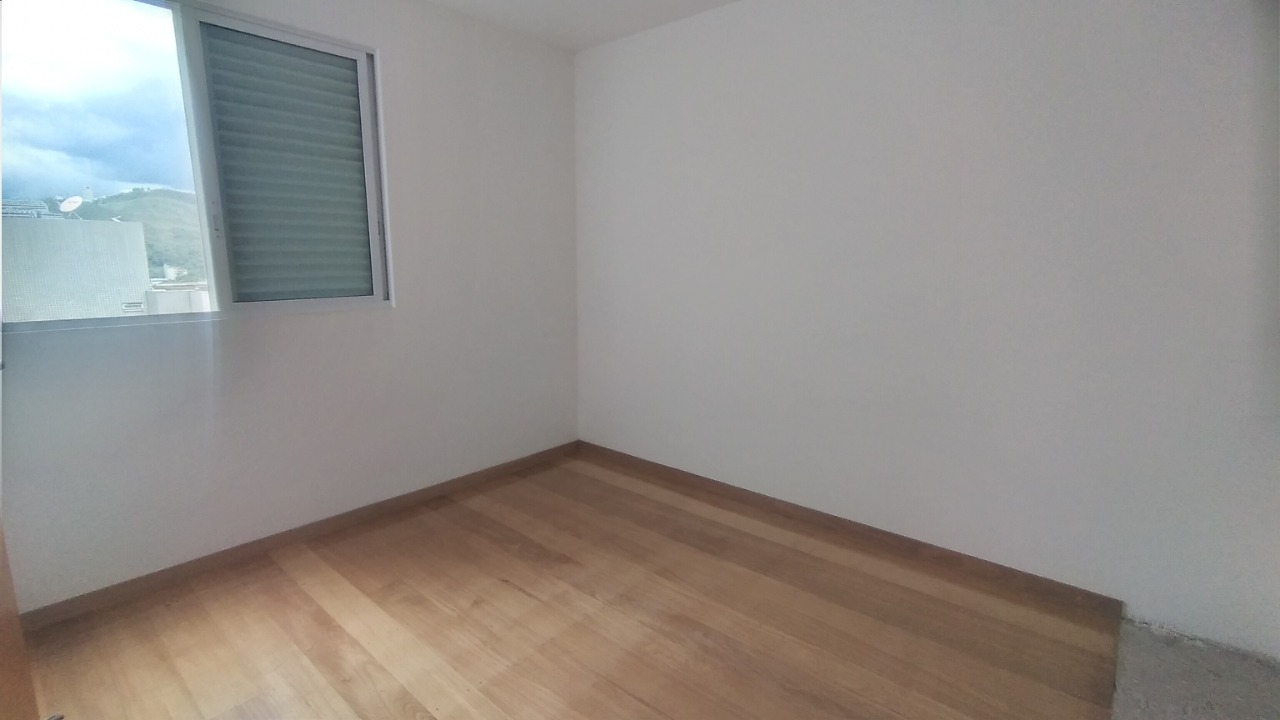 Apartamento à venda com 4 quartos, 145m² - Foto 8