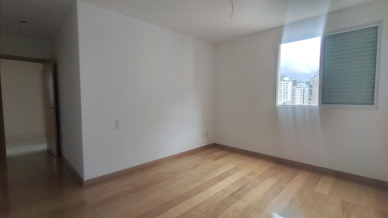 Apartamento à venda com 4 quartos, 145m² - Foto 21