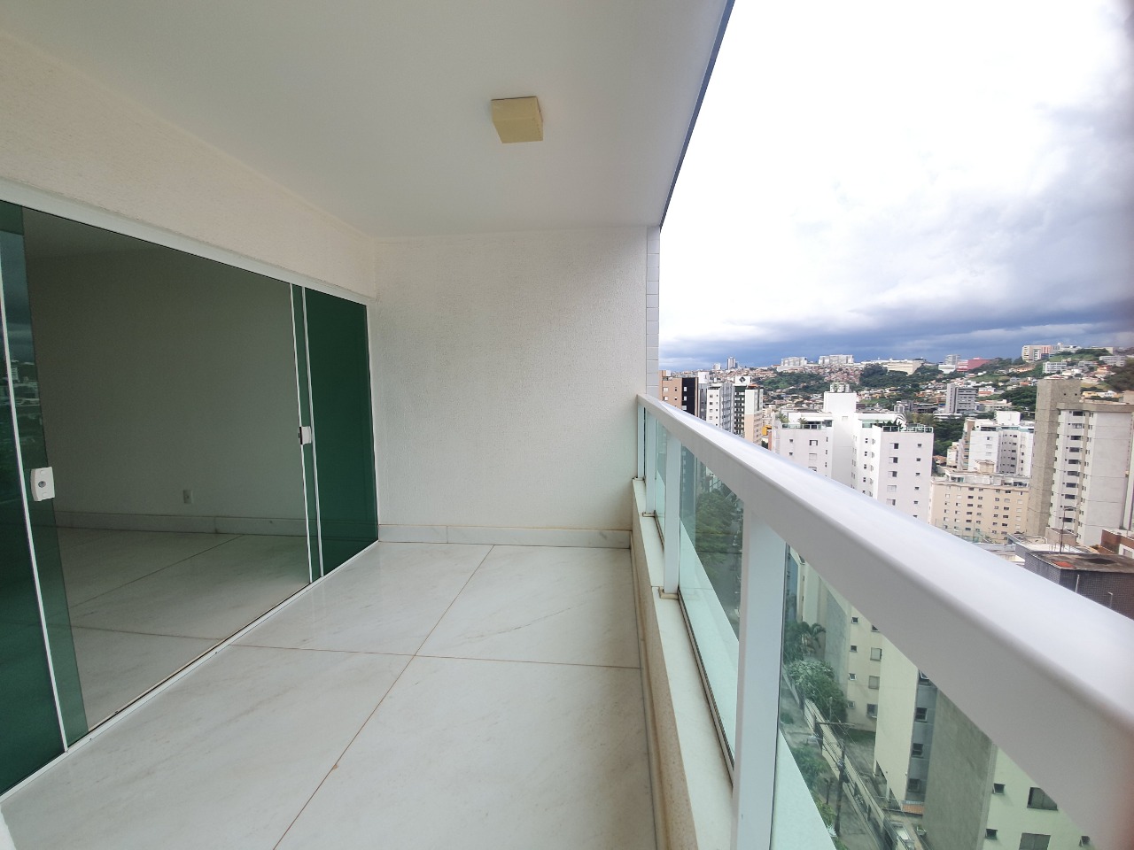 Apartamento à venda com 4 quartos, 145m² - Foto 10