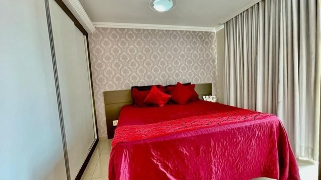 Apartamento à venda com 3 quartos, 240m² - Foto 3